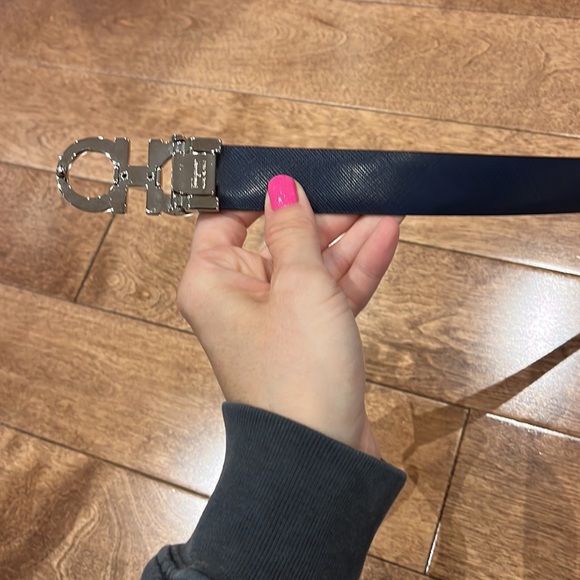Ferragamo reversible leather belt - Picture 3 of 5